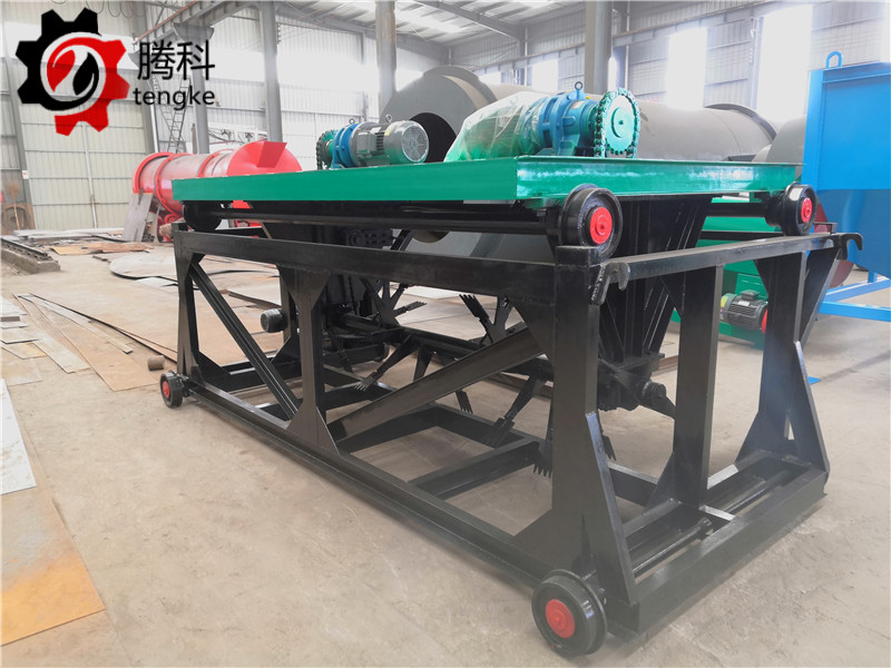 槽式发酵翻堆机